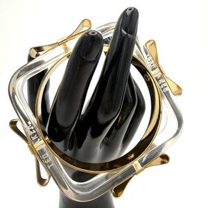 Ted Baker Clear Lucite Gold Tone Bangle Bracelet 8.5" Minimalist Designer EUC